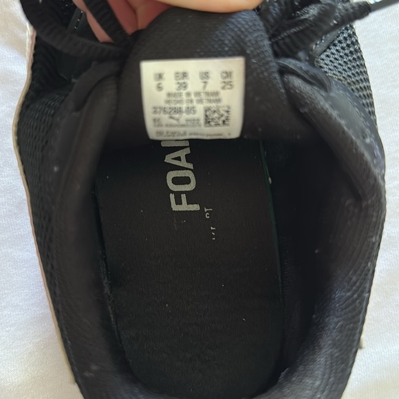 Puma - Picture 4 of 10